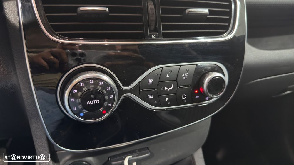 Renault Clio Sport Tourer 0.9 TCE Luxe - 27