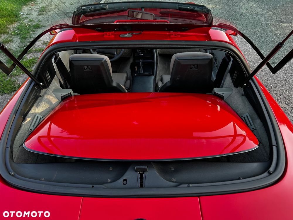 Chevrolet Corvette - 14