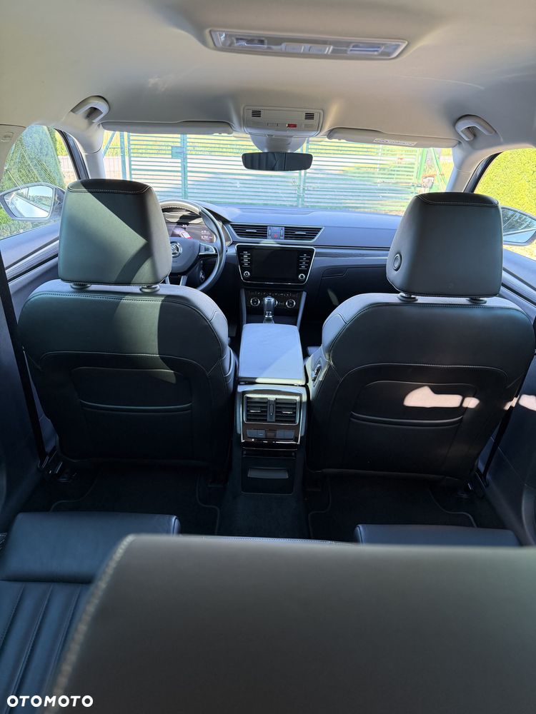 Skoda Superb 2.0 TDI Style DSG - 9