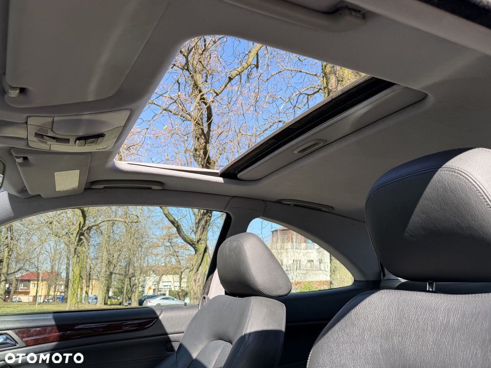 Mercedes-Benz CLK - 13