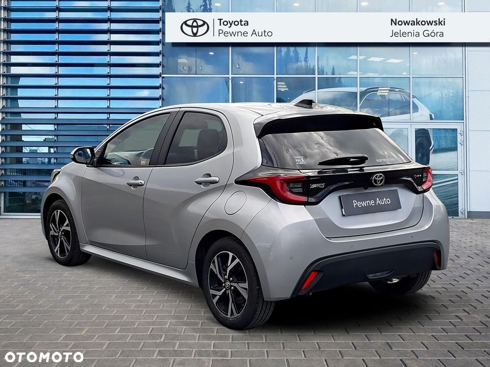 Toyota Yaris - 8