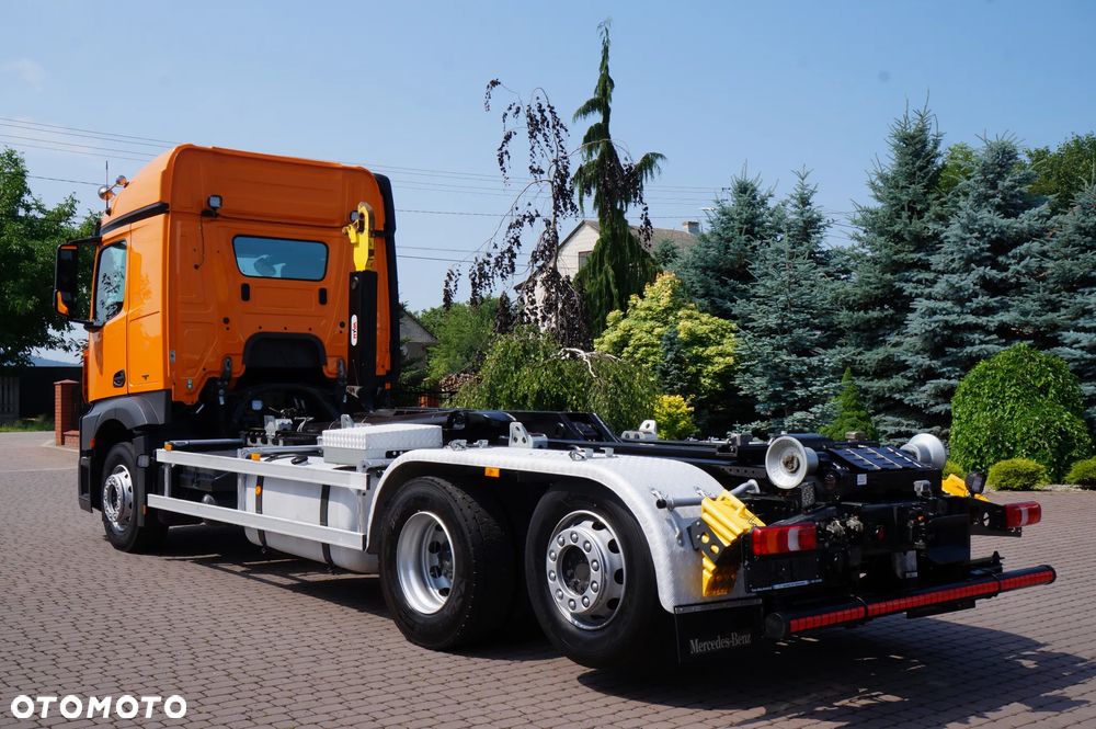 Mercedes-Benz ACTROS 2548 6X2 HAKOWIEC HYVA 20-60 S OŚ SKRĘTNA I PODNOSZONA - 5