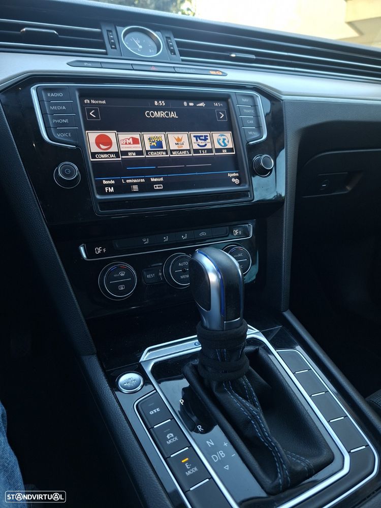 VW Passat Variant - 2