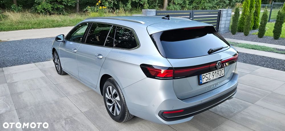 Volkswagen Passat - 15