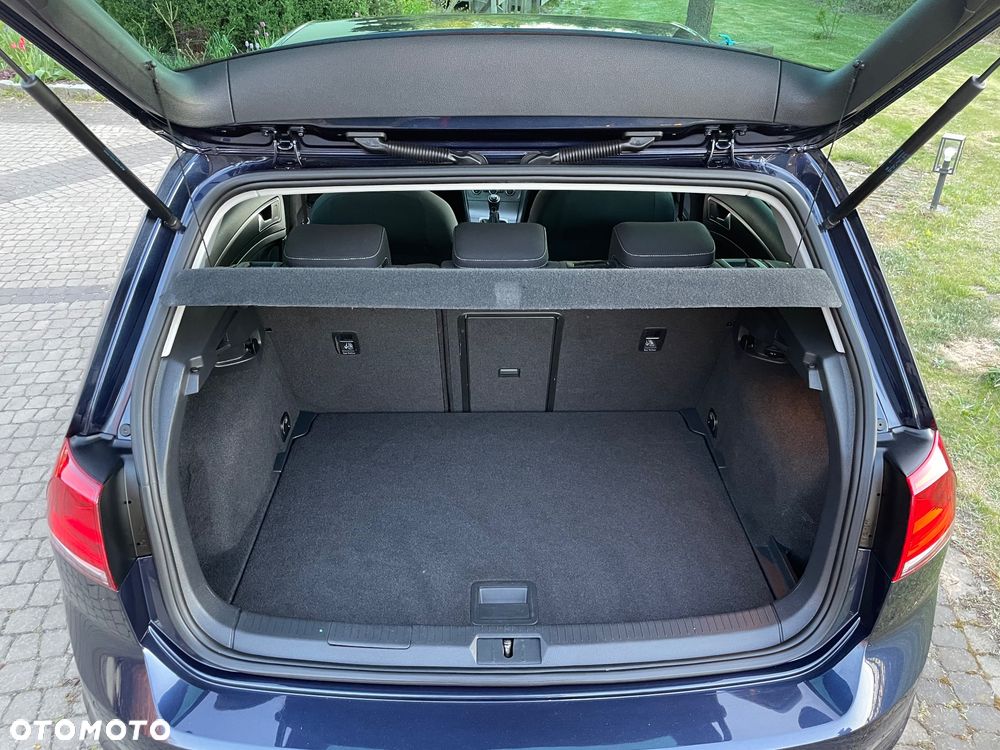 Volkswagen Golf 1.6 TDI BlueMotion Technology Trendline - 12