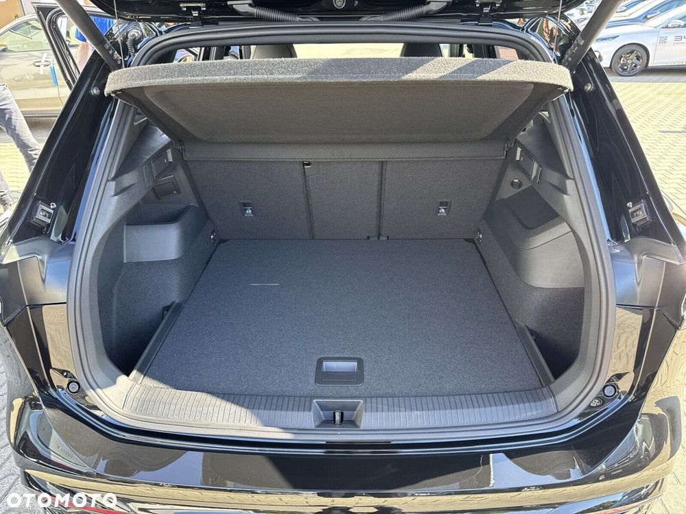 Volkswagen Tiguan - 18