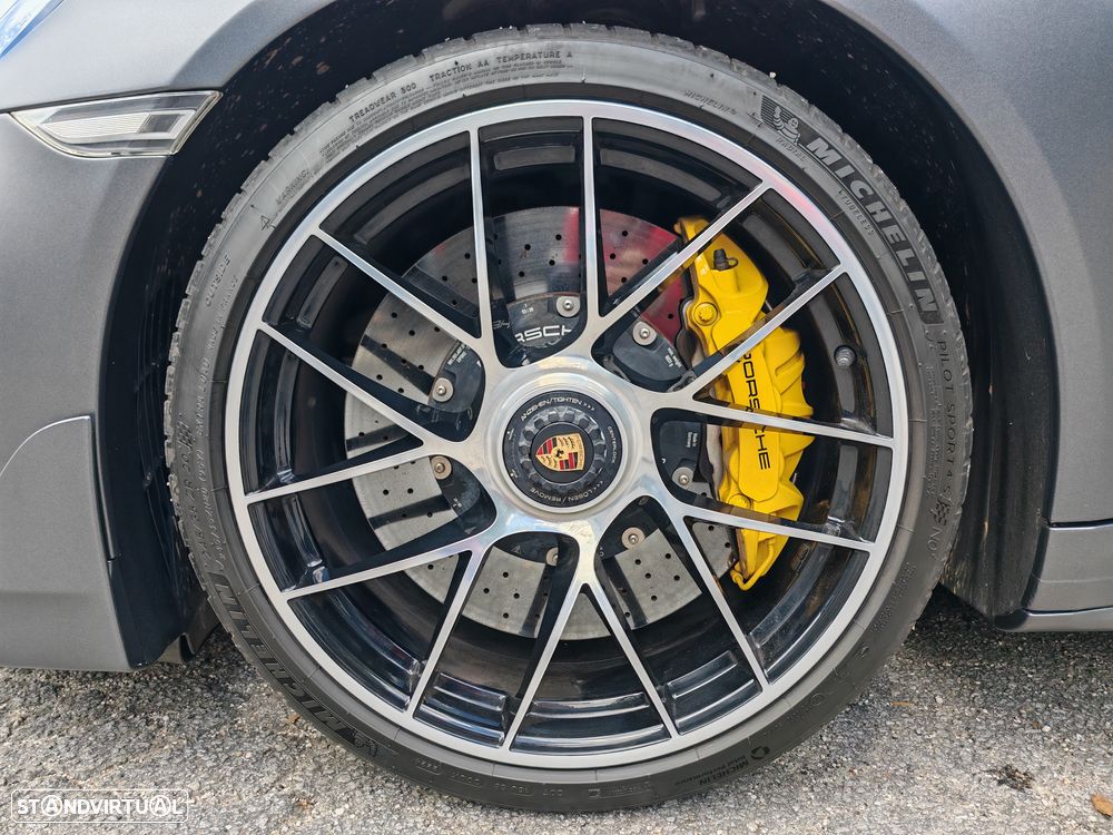 Porsche 911 (991) Turbo S PDK - 11