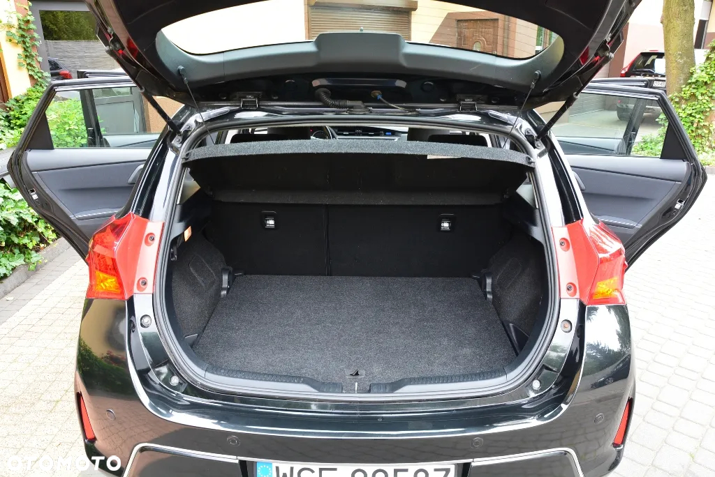 Toyota Auris 1.6 Valvematic Comfort - 12