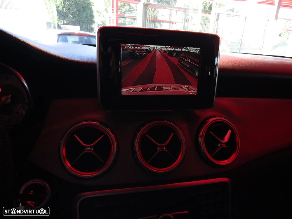 Mercedes-Benz GLA 200 (CDI) d AMG Line - 11