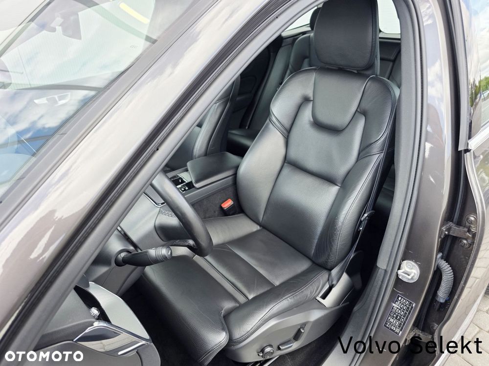 Volvo XC 60 - 14