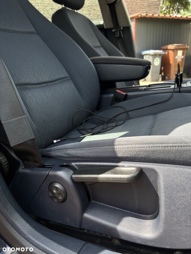 Audi A4 Avant 2.5 TDI - 23