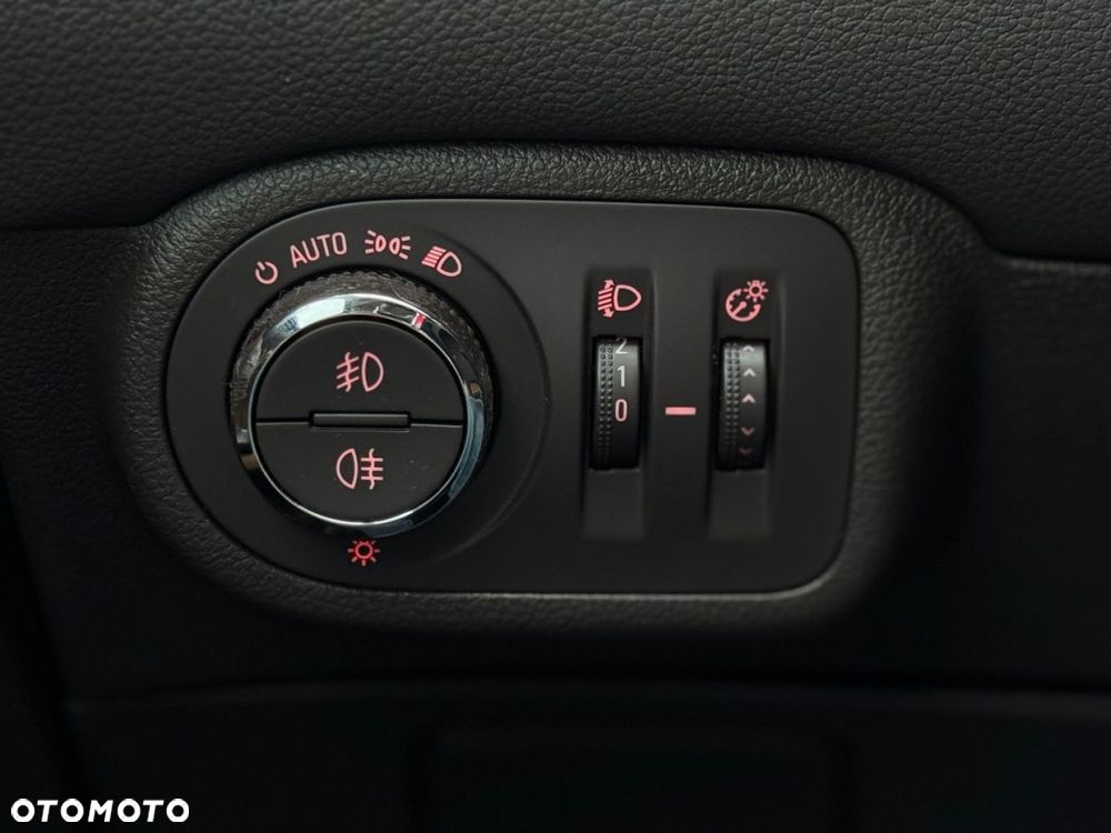 Opel Zafira - 13