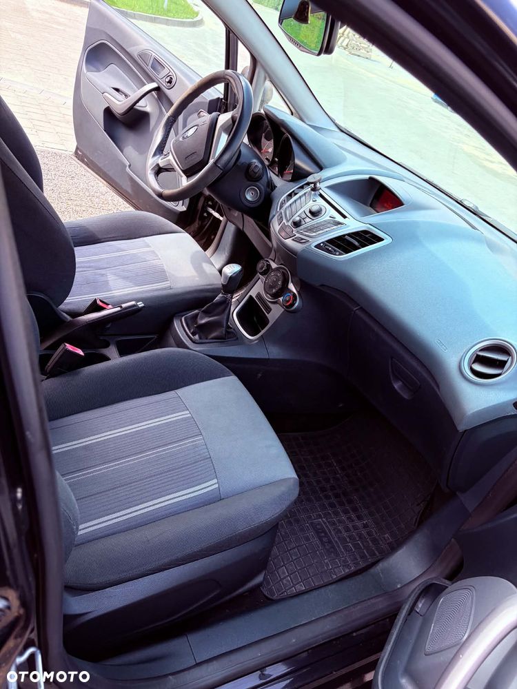 Ford Fiesta 1.6 TDCi Titanium - 9