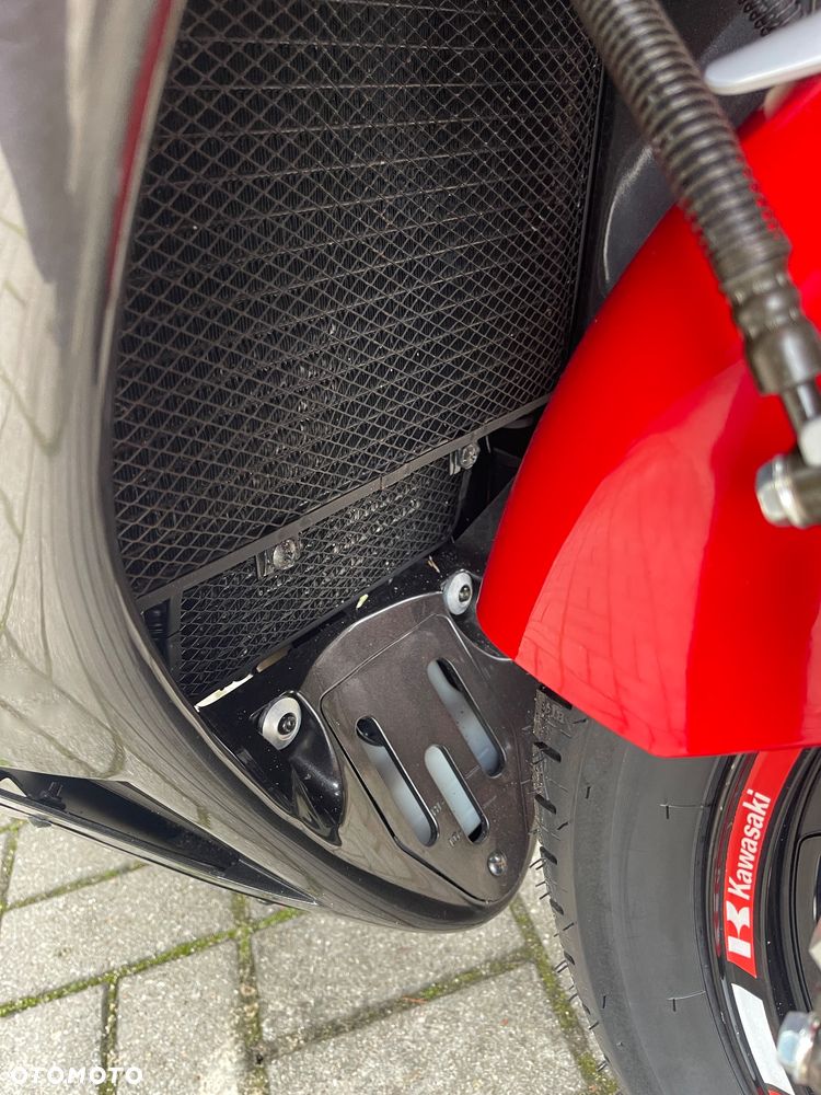 Kawasaki GPZ - 33