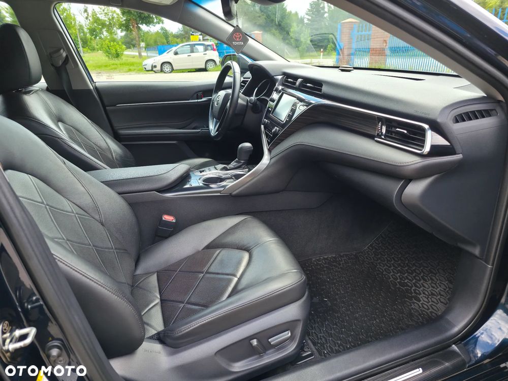 Toyota Camry 2.5 Hybrid Prestige CVT - 10