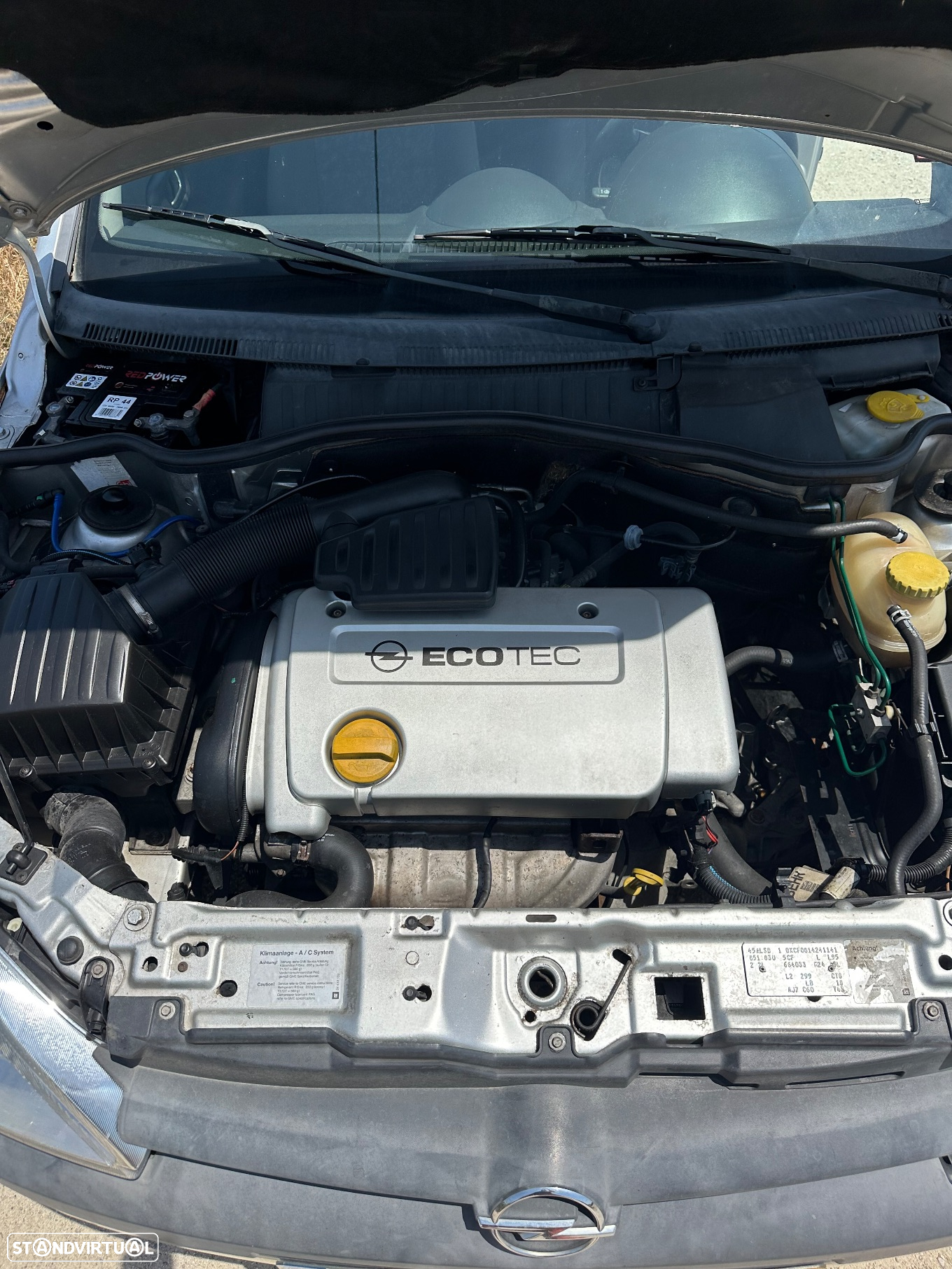 Opel Corsa 1.4 16V Sport - 8