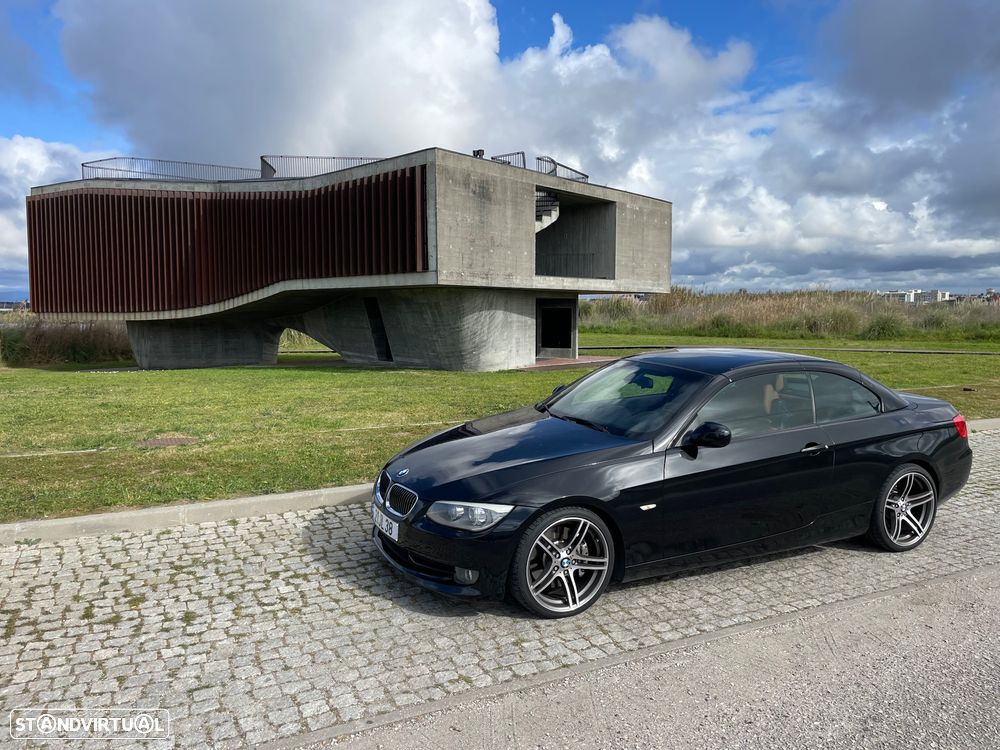 BMW 330 d Auto - 31