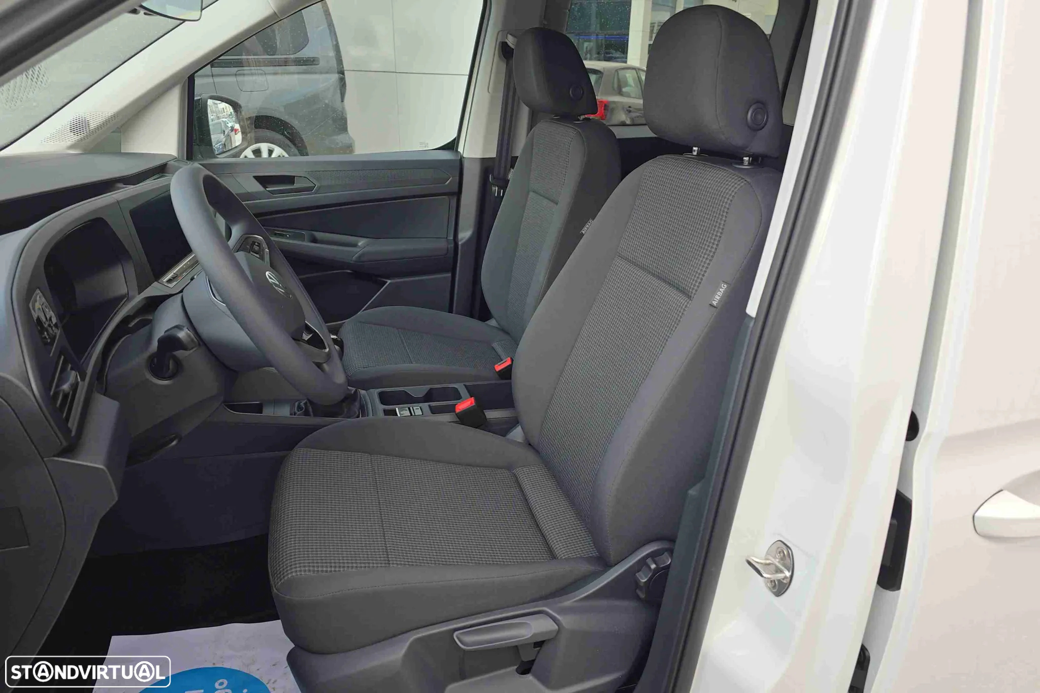 VW Caddy Maxi 25 2.0 TDI - 21