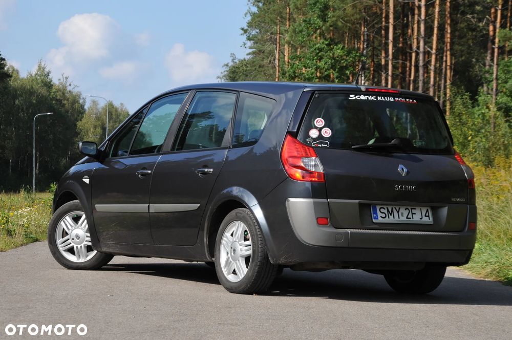 Renault Grand Scenic 1.9 dCi FAP Dynamique - 8