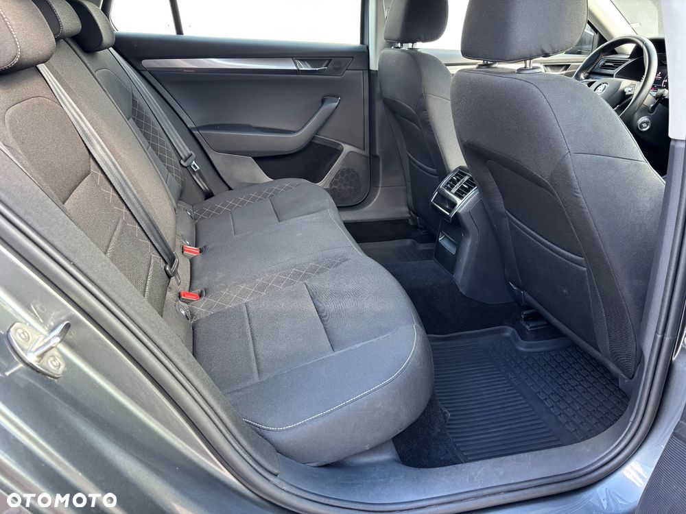 Skoda Superb - 36