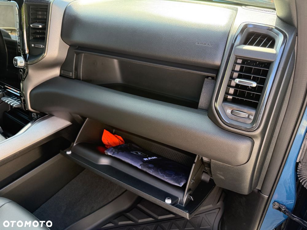 RAM 1500 - 30