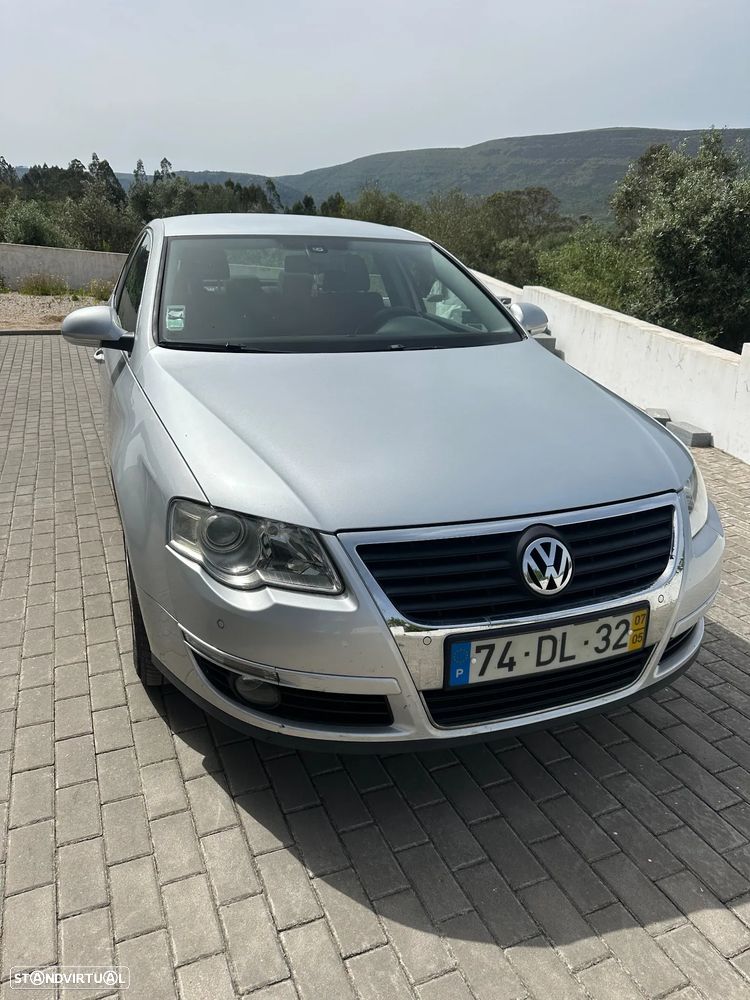 VW Passat 1.9 TDi Confortline - 1