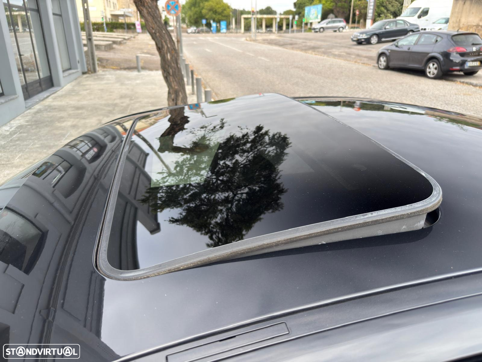 BMW 320 d Pack M - 30