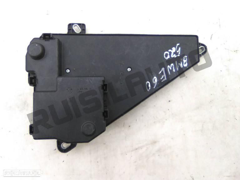 Caixa Fusiveis 813_8830-01 Bmw 5 (e60) [2003_2010] 520d - 2
