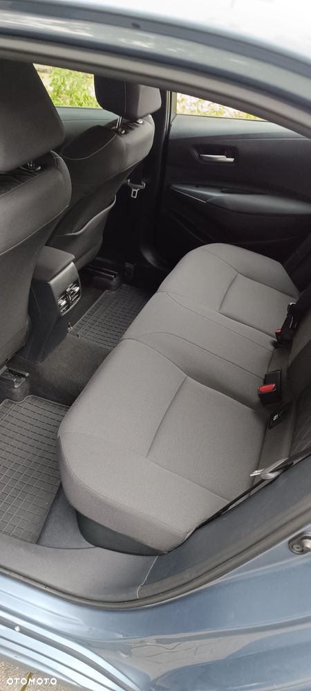 Toyota Corolla 1.8 Hybrid Comfort - 12