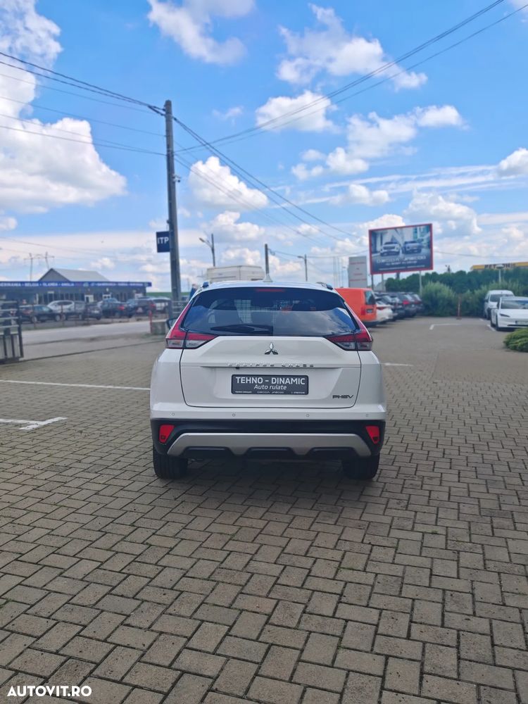 MITSUBISHI Eclipse Cross 2023 — imagine 4