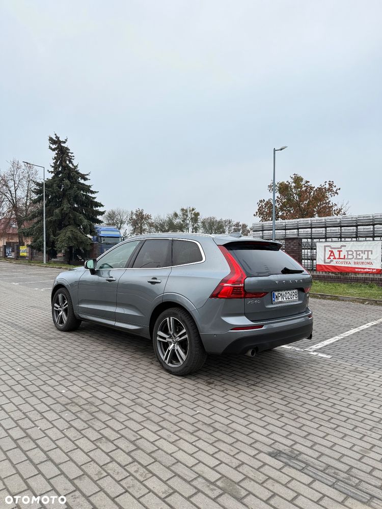 Volvo XC 60 T5 Geartronic Momentum Pro - 3