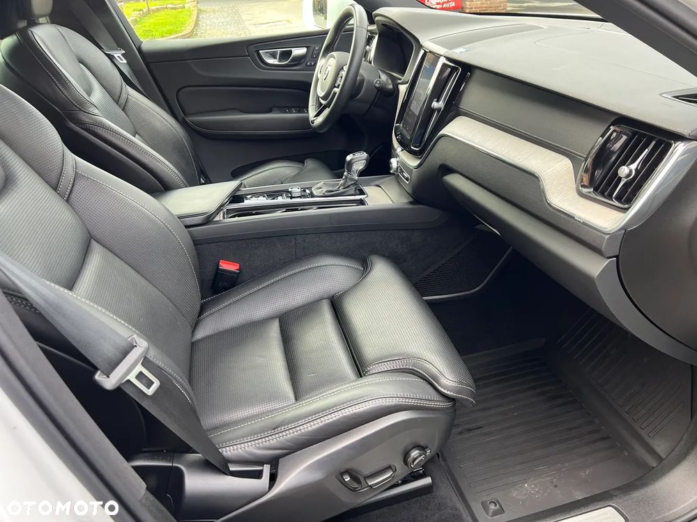 Volvo XC 60 D4 Inscription - 25