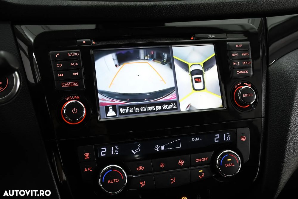 Nissan Qashqai 1.5 DCI N-Connecta - 12