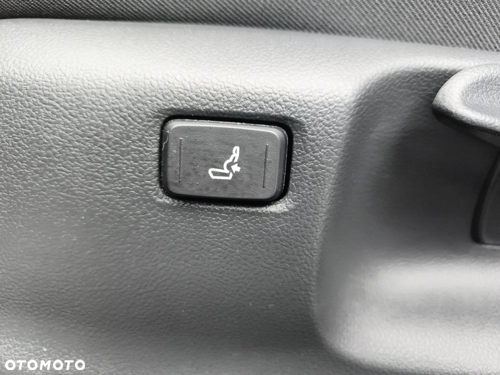 Toyota Yaris Hybrid 1.5 Style - 22