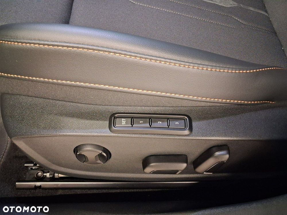 Cupra Formentor - 13