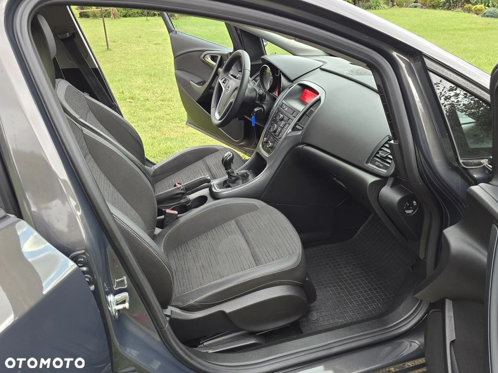 Opel Astra IV 1.4 T Enjoy EU6 - 8