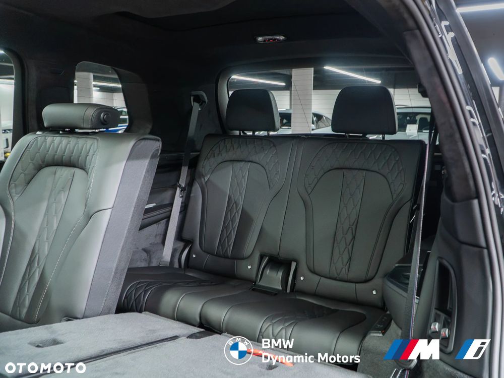 BMW X7 - 28