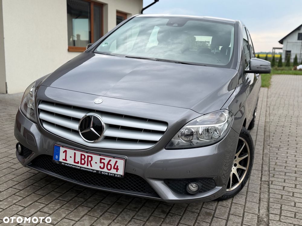 Mercedes-Benz Klasa B 180 7G-DCT Edition - 12