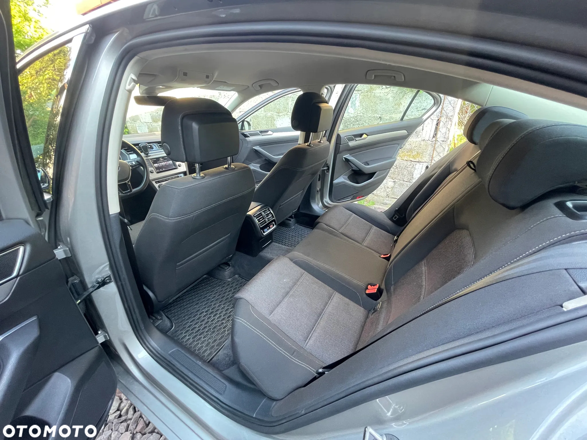 Volkswagen Passat 1.8 TSI BMT Comfortline - 14