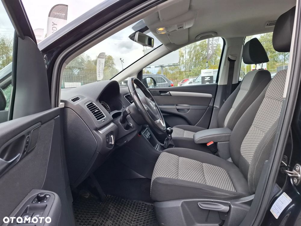 Volkswagen Sharan - 10