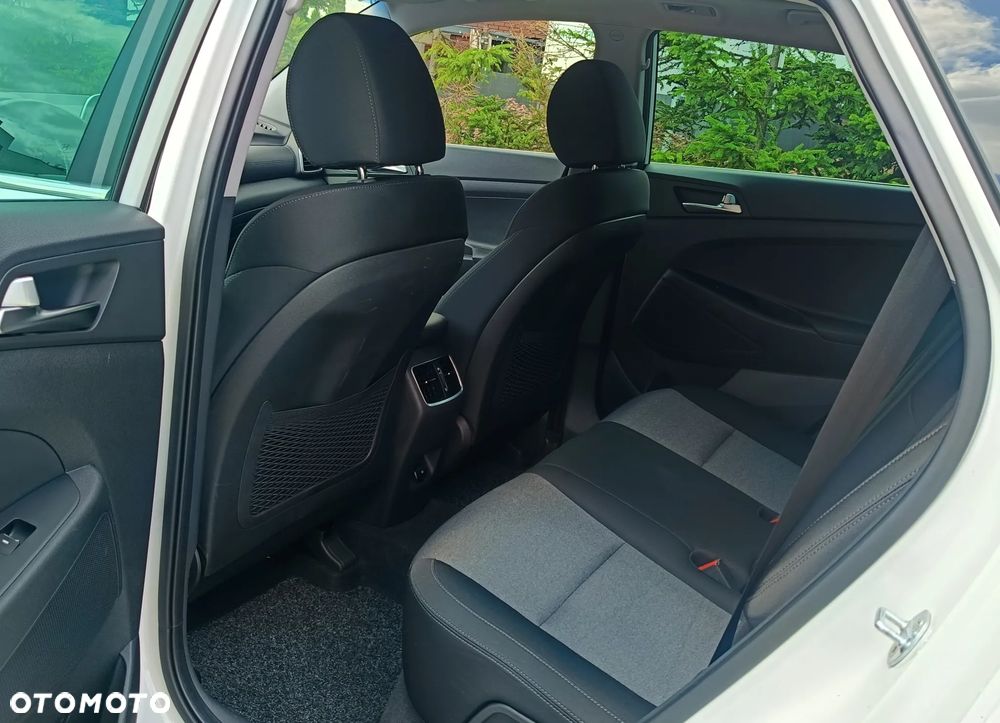 Hyundai Tucson blue 1.6 CRDi 2WD DCT Advantage+ - 25