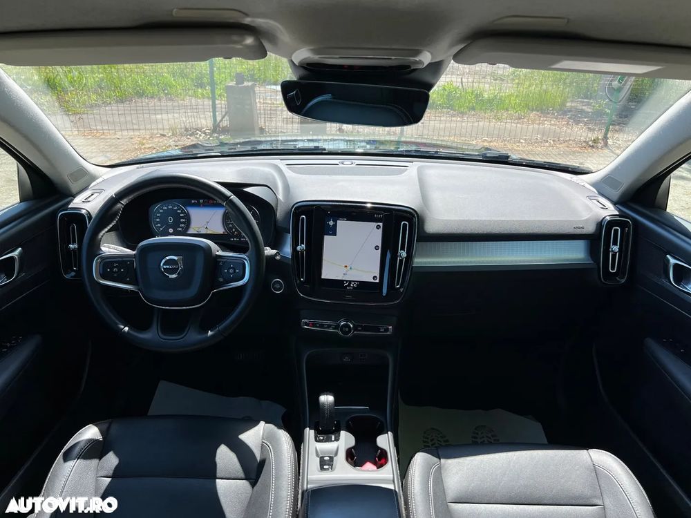 Volvo XC 40 D3 Momentum - 11