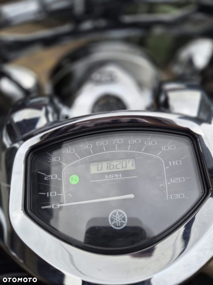 Yamaha XVS - 6