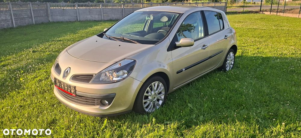 Renault Clio 1.6 16V Expression - 24