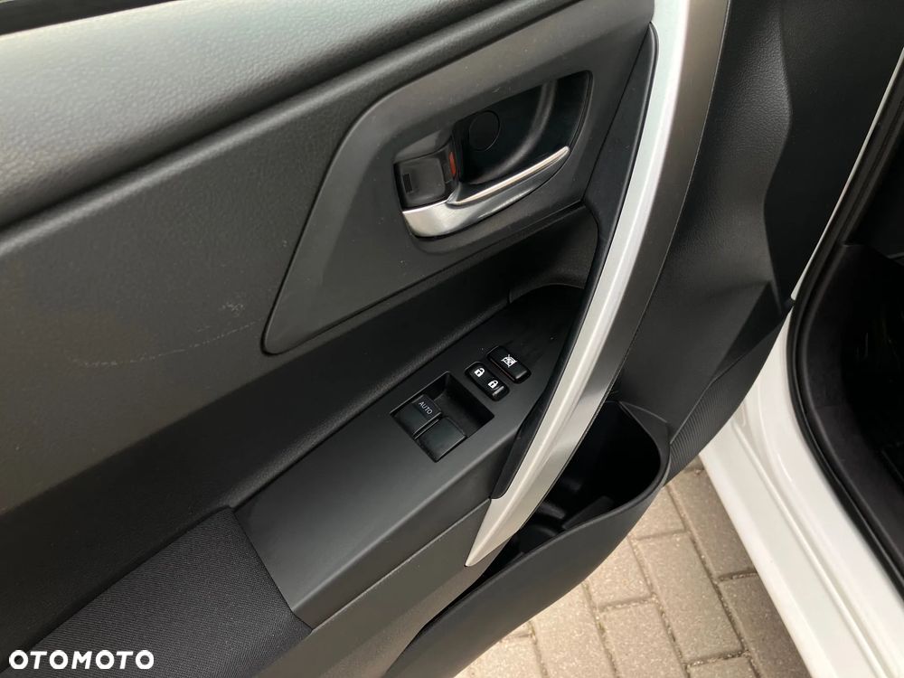 Toyota Auris 1.6 Active - 23