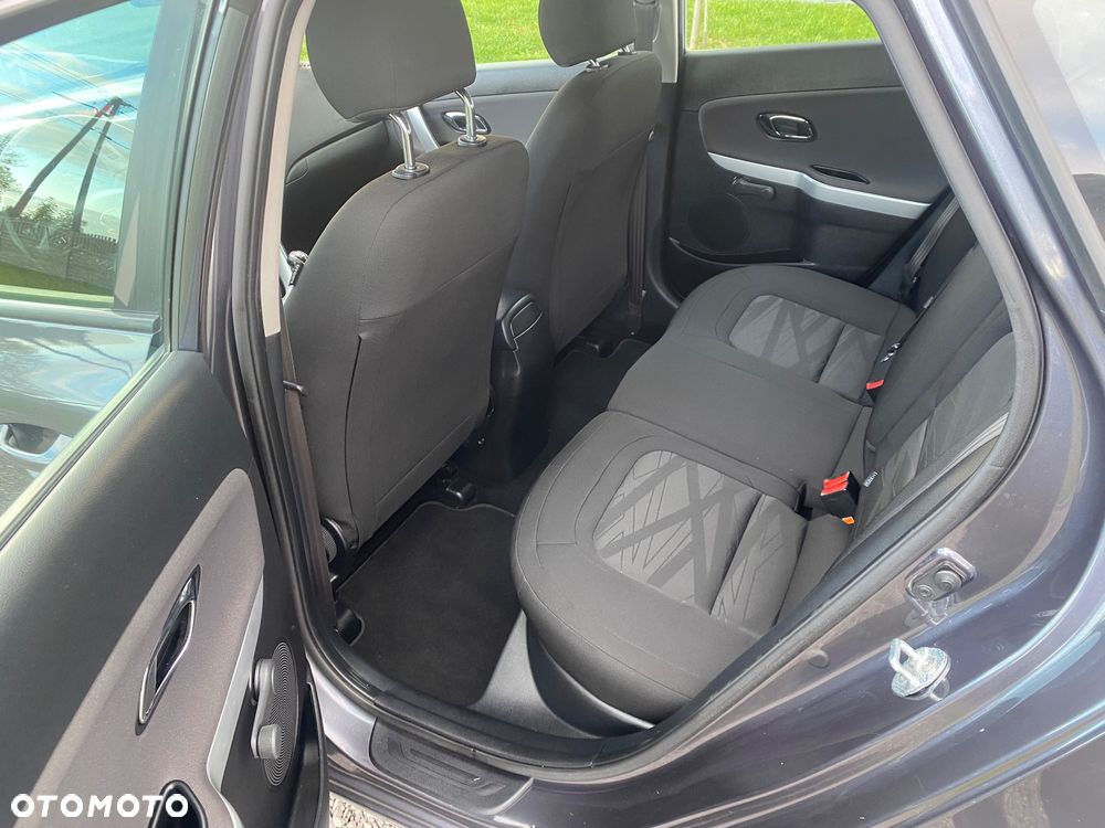 Kia Ceed 1.4 CRDi 90 Spirit - 14