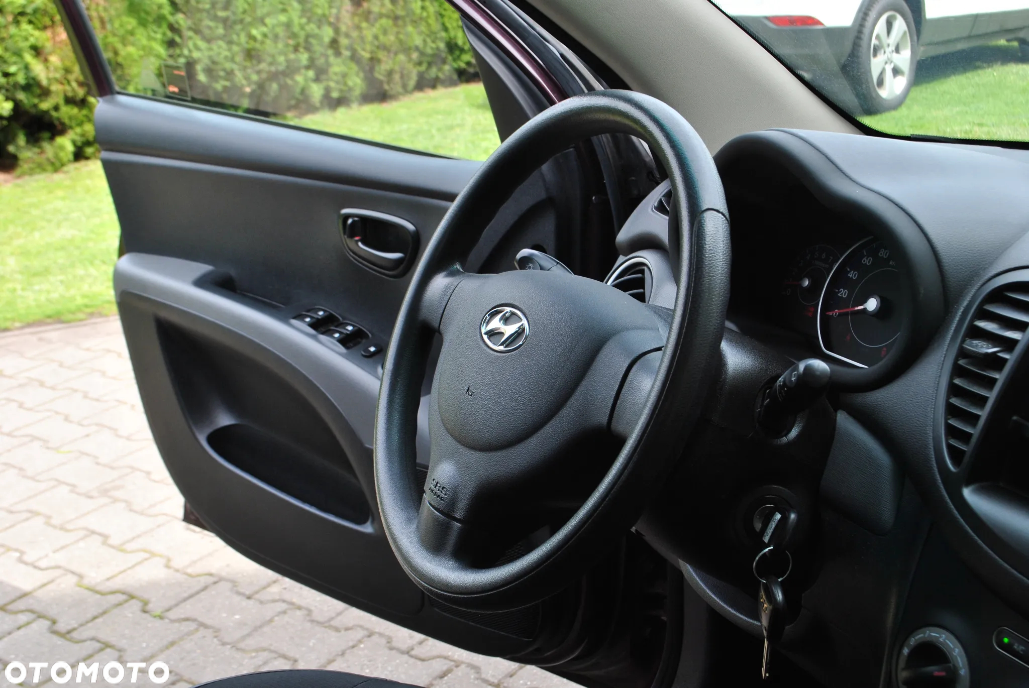 Hyundai i10 1.1 FIFA WM Edition - 22