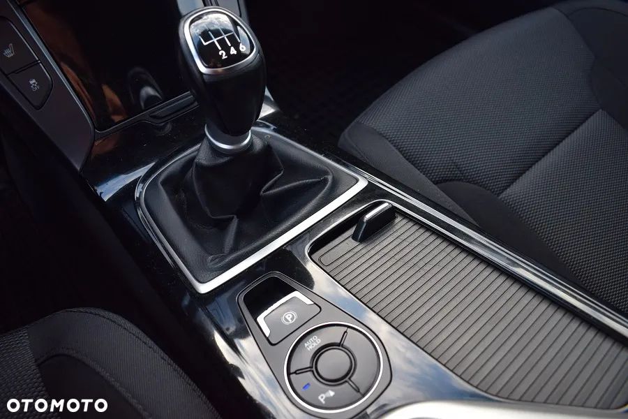 Hyundai i40 1.6 GDI Comfort + - 15