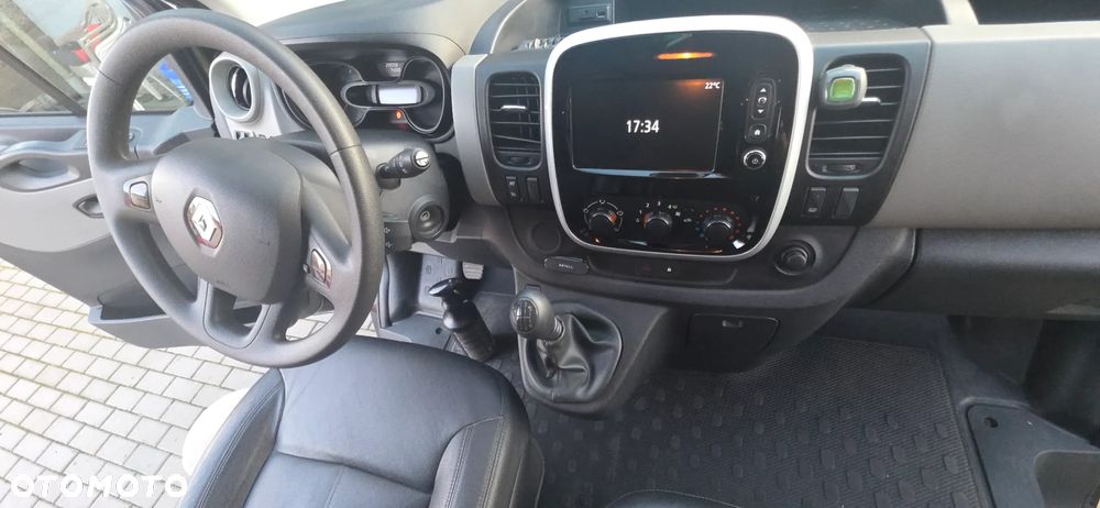 Renault Trafic - 28