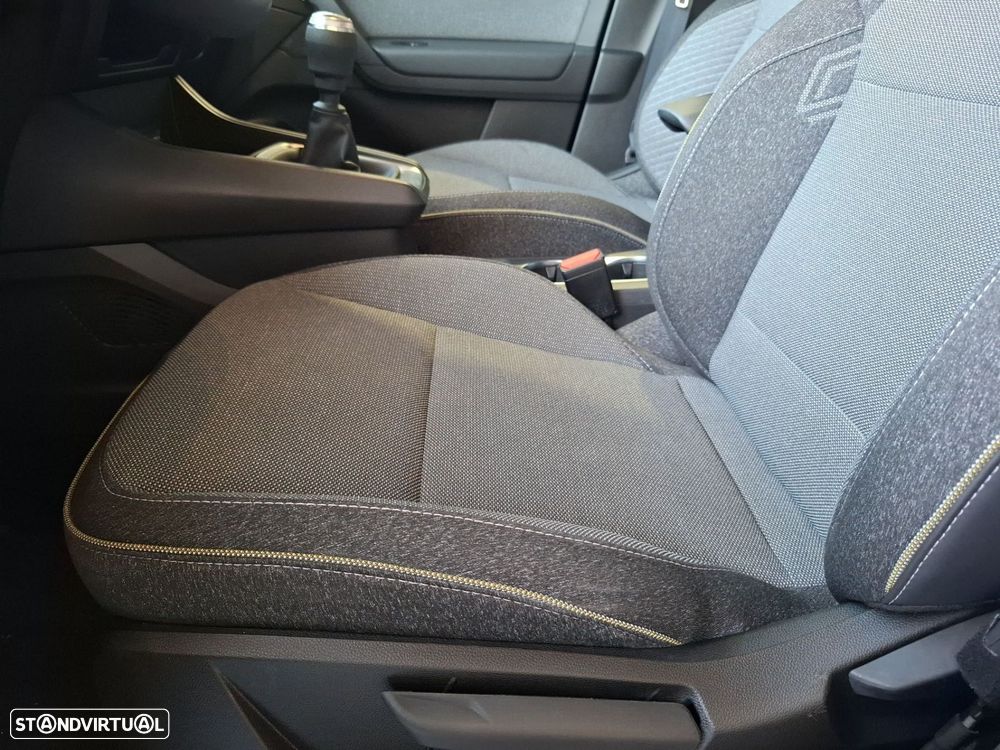 Renault Captur 1.0 TCe Techno Bi-Fuel - 14